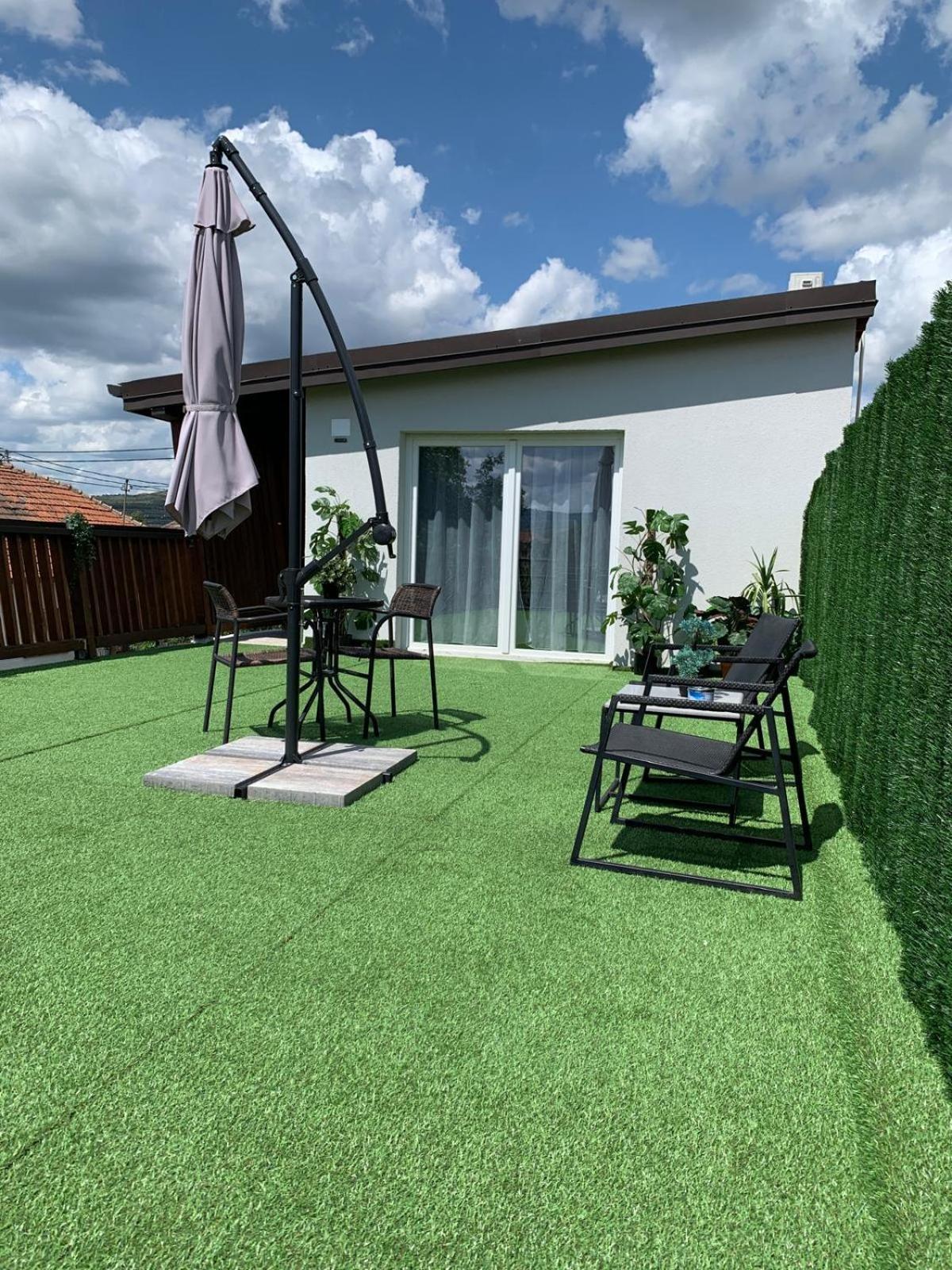 Luxus Cluj Airport Apartments Εξωτερικό φωτογραφία