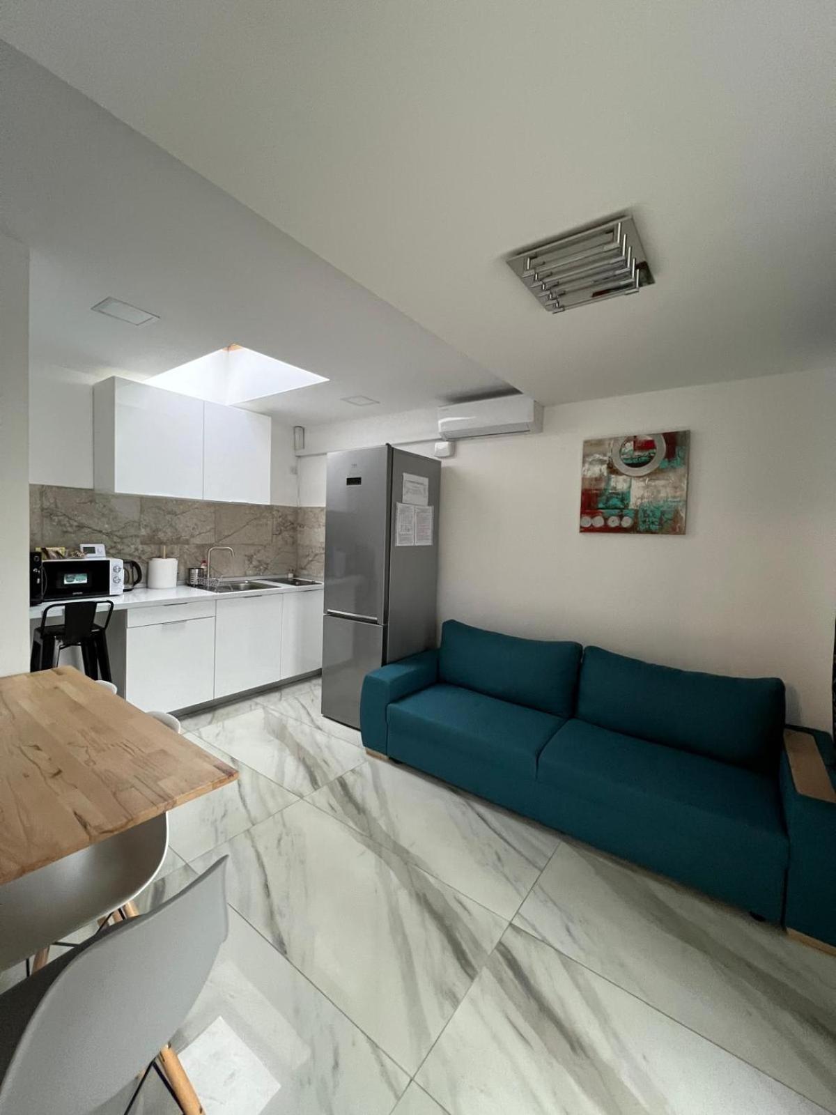 Luxus Cluj Airport Apartments Εξωτερικό φωτογραφία