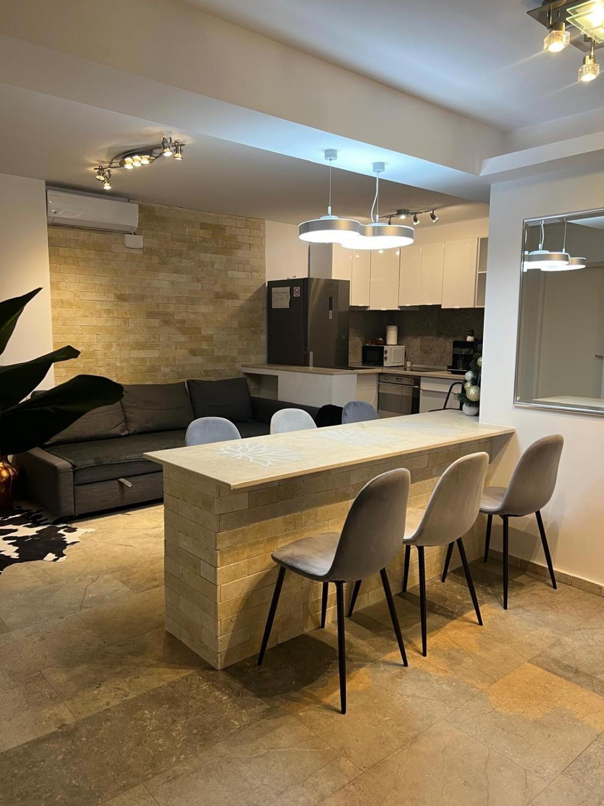 Luxus Cluj Airport Apartments Εξωτερικό φωτογραφία