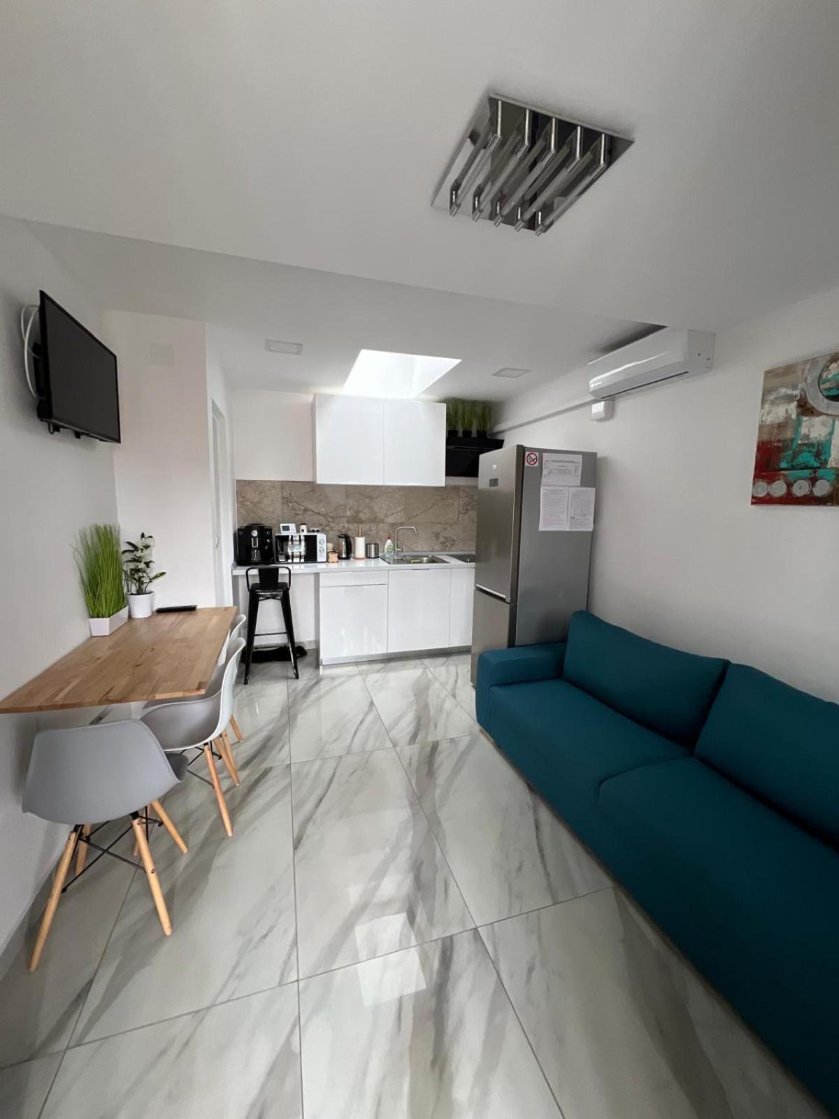 Luxus Cluj Airport Apartments Εξωτερικό φωτογραφία